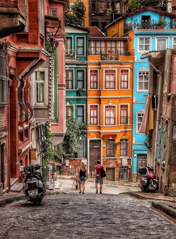 tourist istanbul turkish